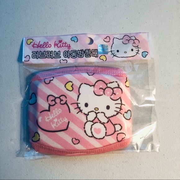 New Hello Kitty Sanrio Kids Facemask One Size - Picture 3 of 4